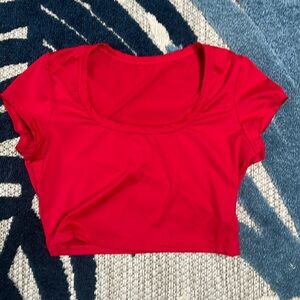 Red crop M
